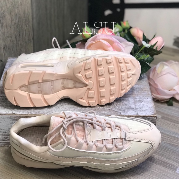 NWT Nike Air Max 95 Lux Guava Ice W AUTHENTIC - Picture 3 of 8